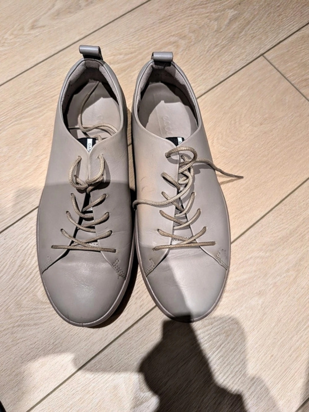 Ecco Beige Lace-Up Sneakers